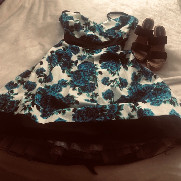 torrid Dresses & Skirts - Pin up/Rockabilly Dress. Size 20. Beautiful on.